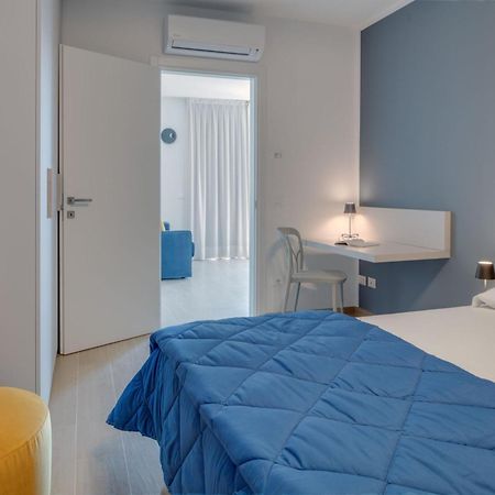 Oleandro Holiday Apartments บาร์โดลิโน ภายนอก รูปภาพ